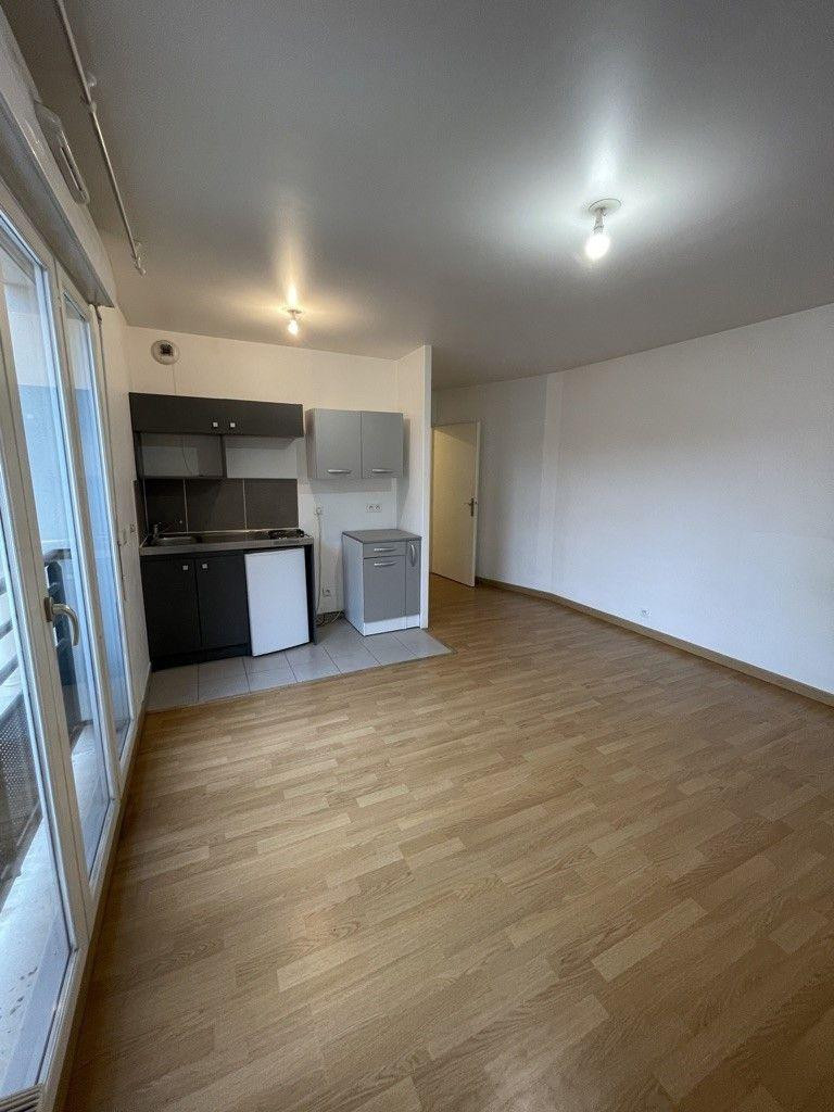 
                                                Location
                                                 Studio Nantes centre ville