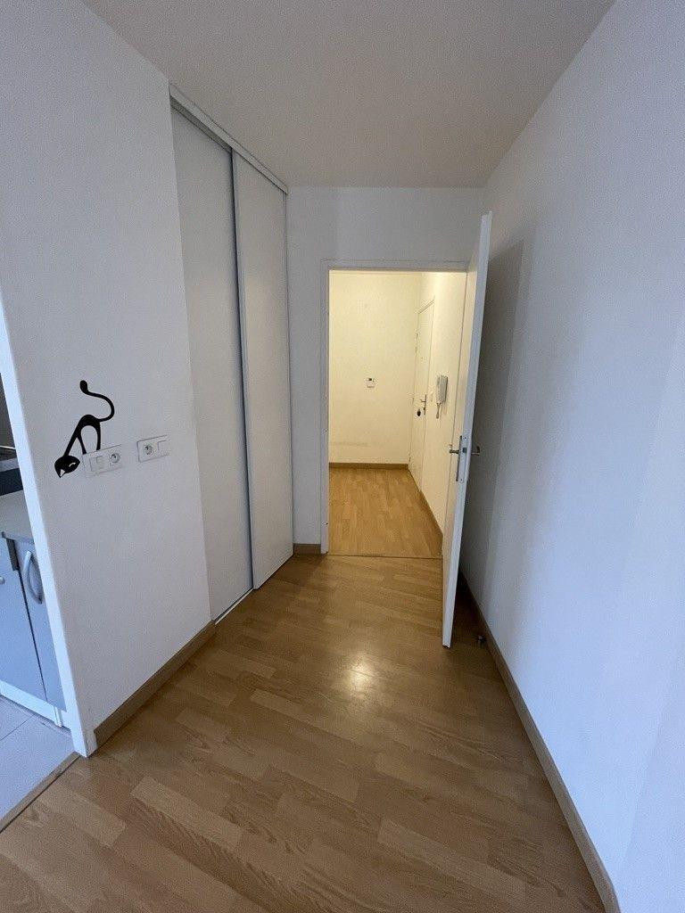 
                                                Location
                                                 Studio Nantes centre ville