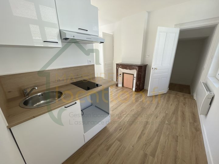 
                                                Location
                                                 STUDIO NEUF DANS RESIDENCE EXCEPTIONNELLE AVEC ESPACE EXTERIEUR