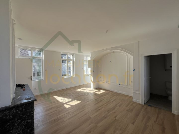 
                                                Location
                                                 STUDIO NEUF DANS RESIDENCE EXCEPTIONNELLE AVEC ESPACE EXTERIEUR