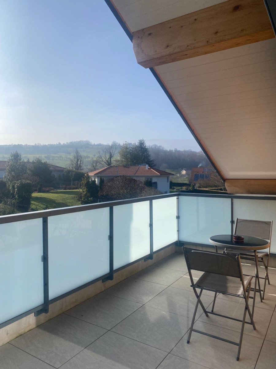 
                                                Location
                                                 Studio neuf & lumineux meublé