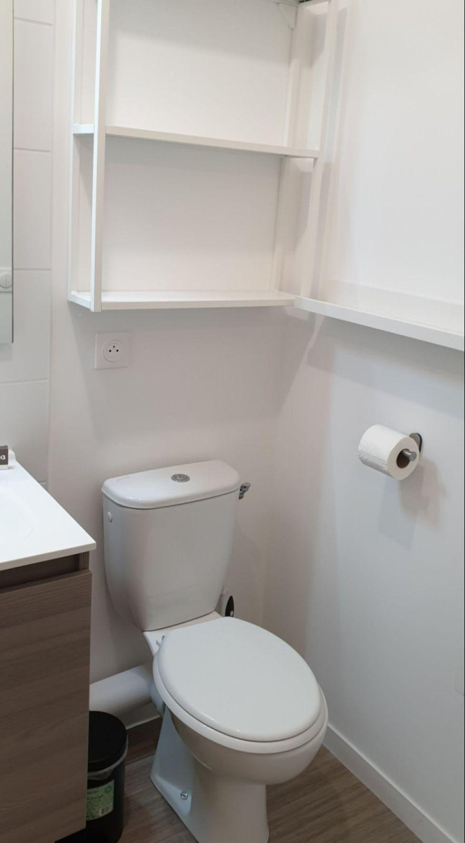 
                                                Location
                                                 Studio neuf meublé 19m² dans résidence étudiante