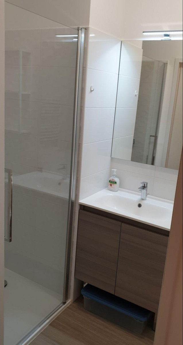 
                                                Location
                                                 Studio neuf meublé 19m² dans résidence étudiante