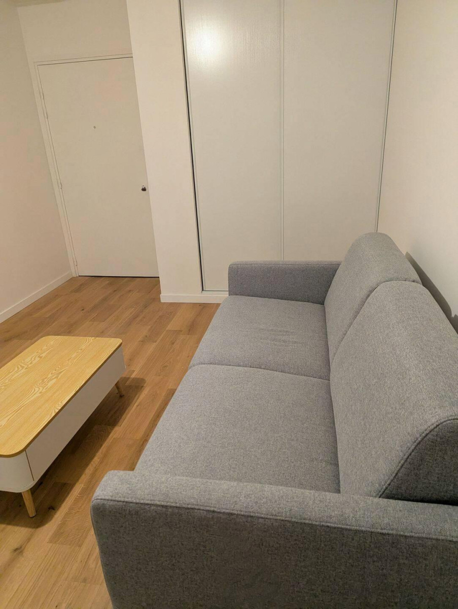 
                                                Location
                                                 Studio neuf meublé 28 m² –DPE B  Terrasse, parking