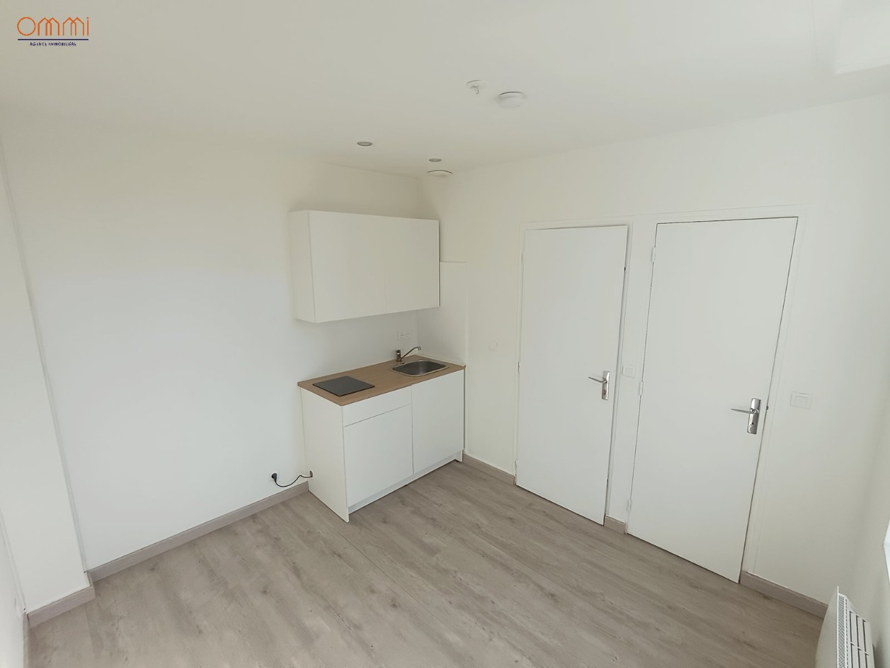 
                                                Location
                                                 Studio non meublé 11m2 Saint-Pierre