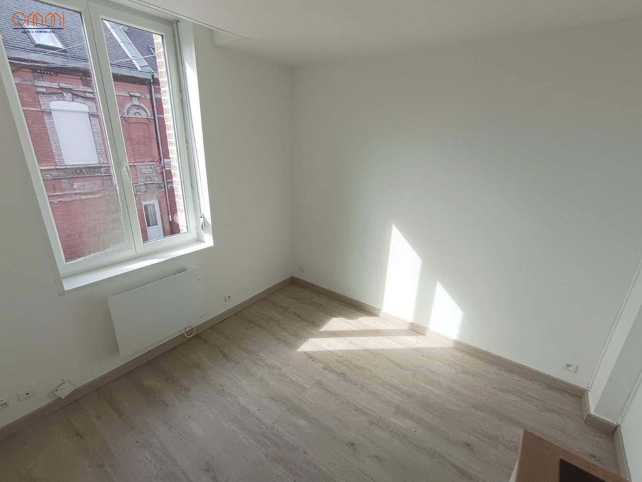 
                                                Location
                                                 Studio non meublé 11m2 Saint-Pierre