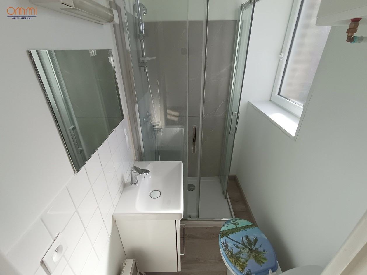 
                                                Location
                                                 Studio non meublé 11m2 Saint-Pierre