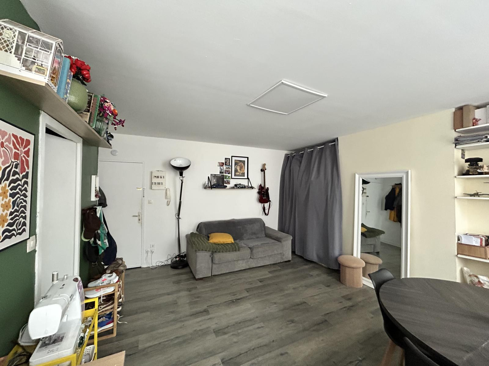 
                                                Location
                                                 Studio non meublé proche du centre ville