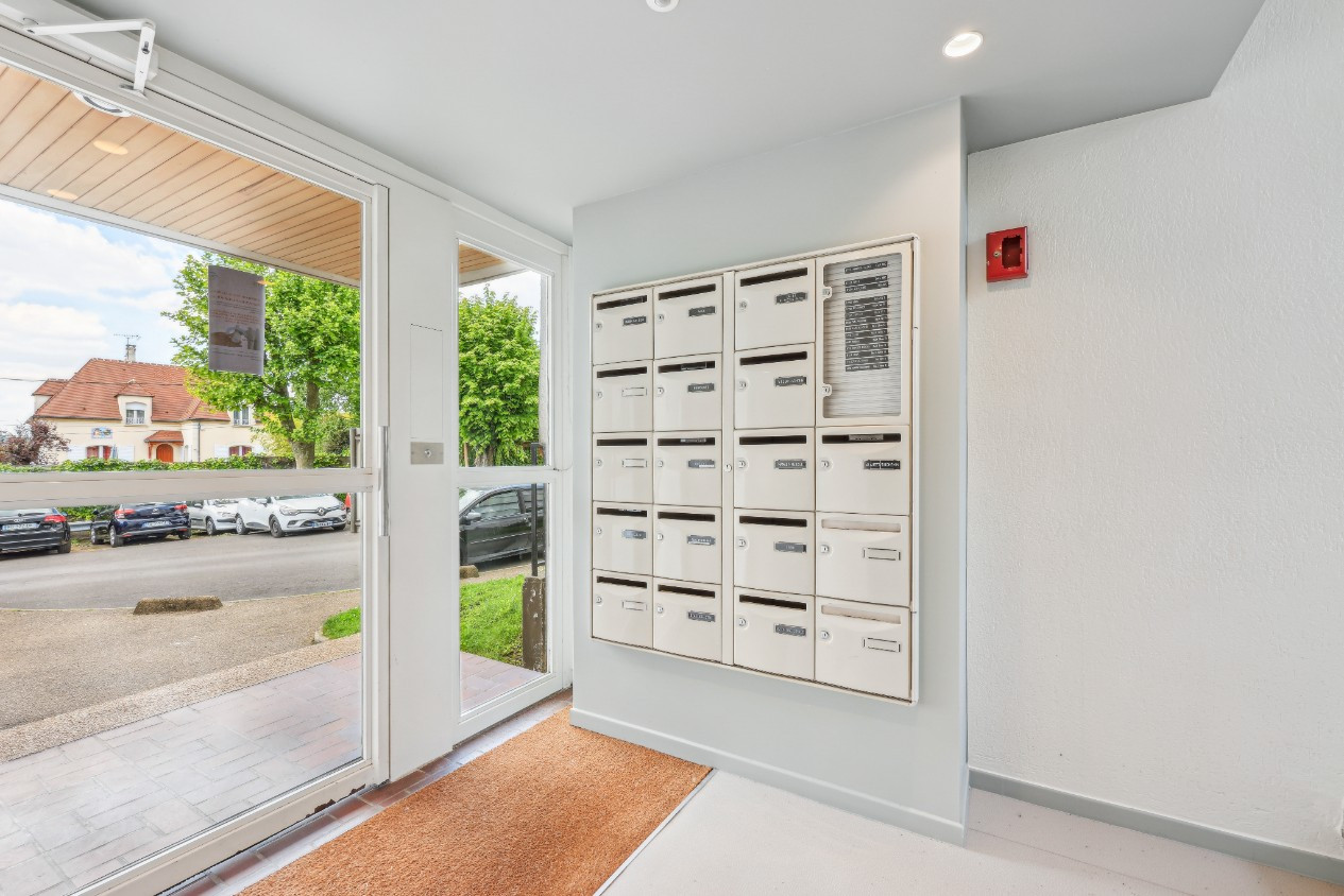 
                                                Vente
                                                 Studio occupé idéal investisseur
