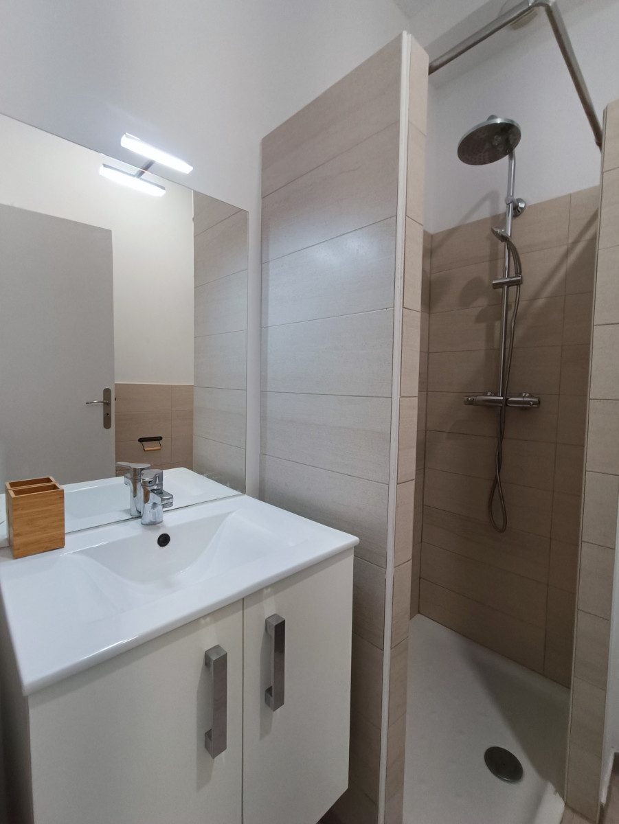 
                                                Location
                                                 STUDIO-OPERA