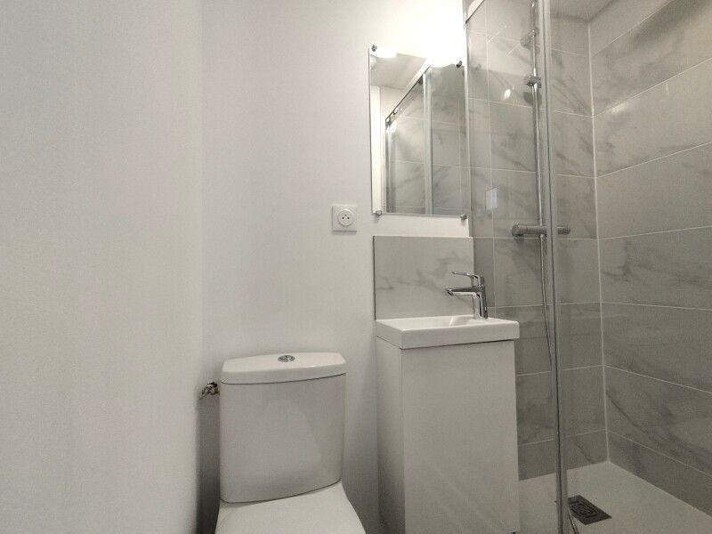
                                                Location
                                                 Studio Orléans