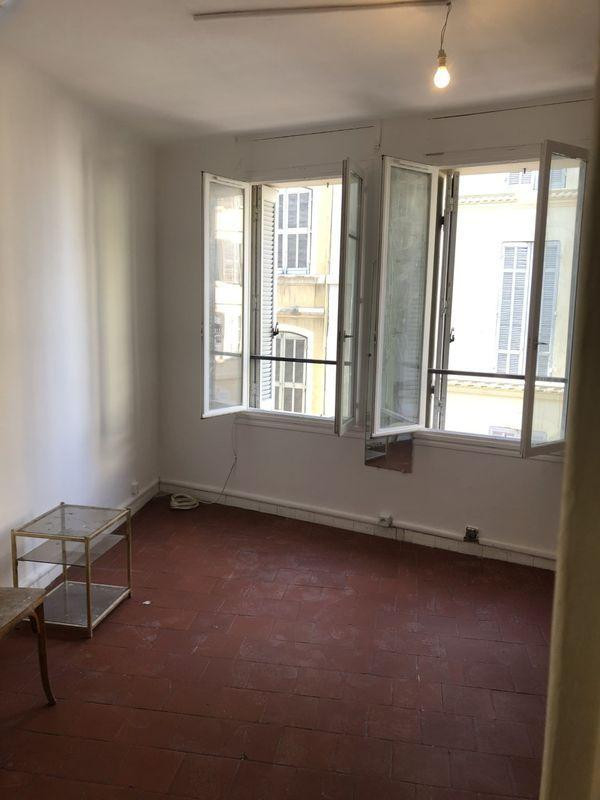 
                                                Location
                                                 Studio Paris 11ème Alexandre Dumas