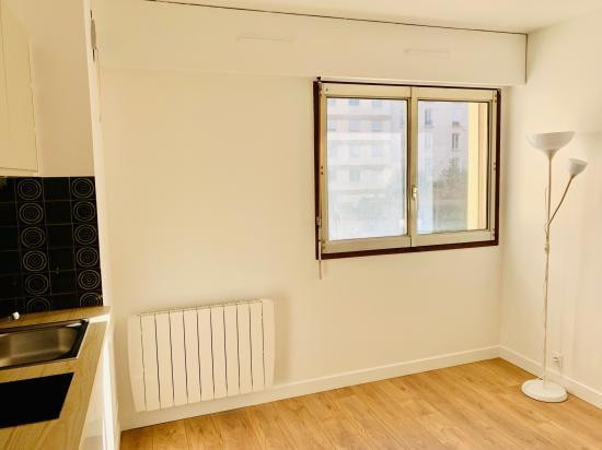
                                                Location
                                                 Studio Paris 11ème Oberkampf