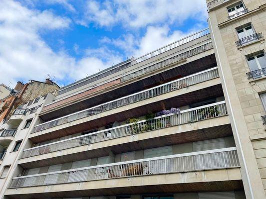 
                                                Location
                                                 Studio Paris 13 Olympiades