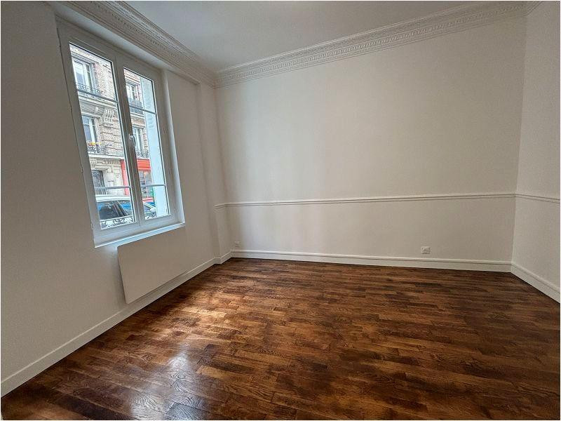 
                                                Location
                                                 Studio Paris 14ème