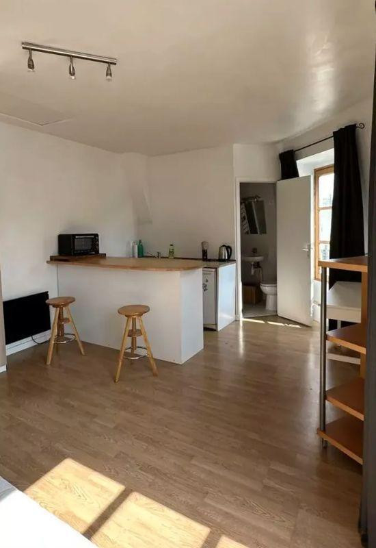 
                                                Location
                                                 Studio Paris 15