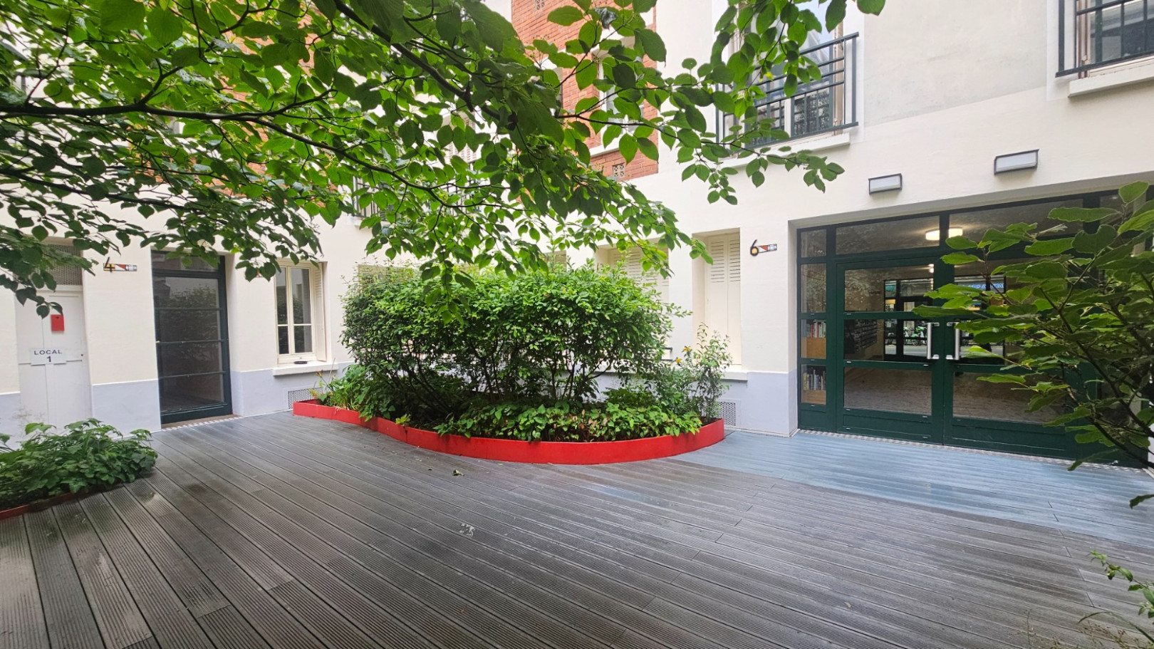 
                                                Vente
                                                 2 pièces - Paris 15ème