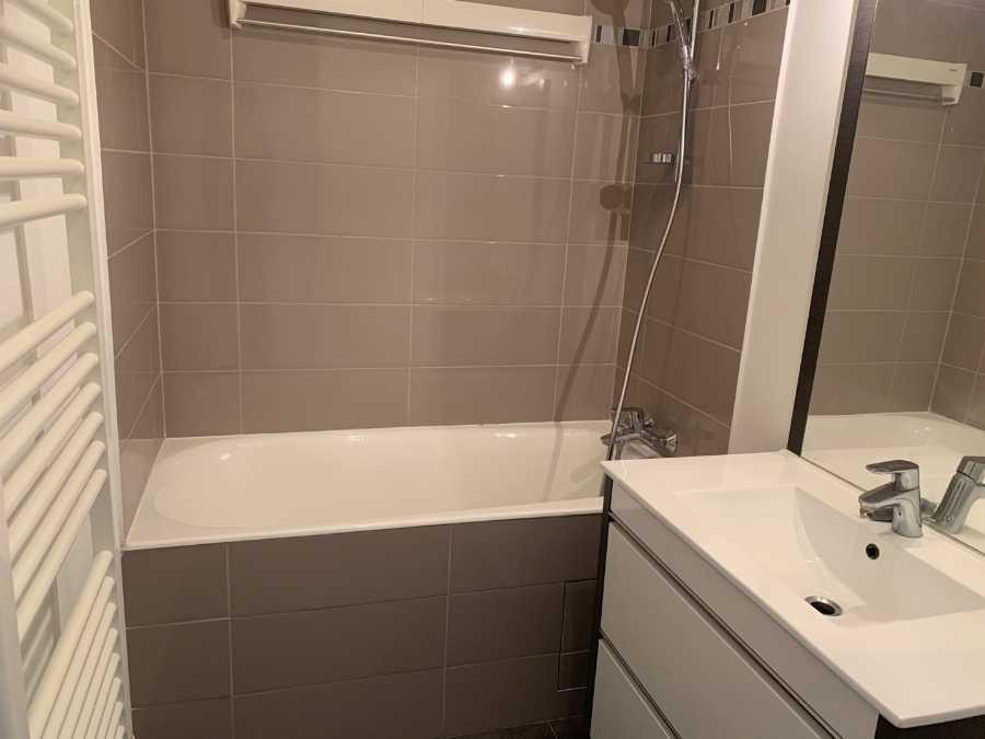
                                                Location
                                                 Studio Paris 15ème