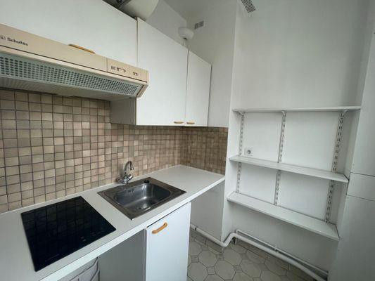 
                                                Location
                                                 Studio Paris 15ème métro Dupleix