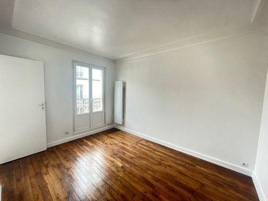 
                                                Location
                                                 Studio Paris 15ème métro Dupleix
