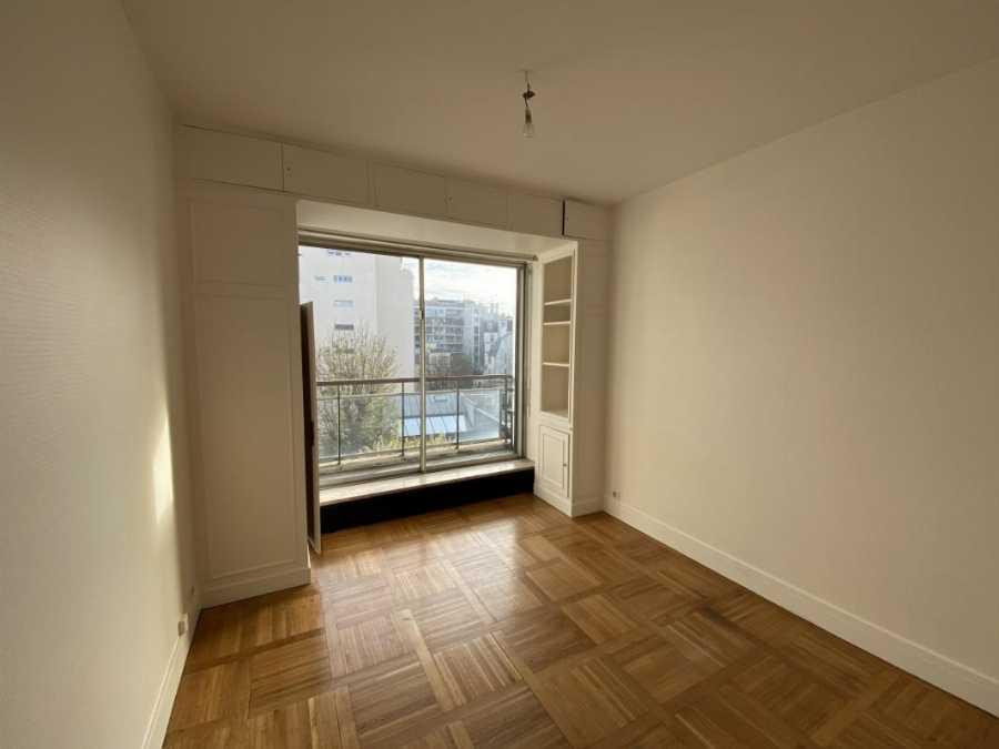 
                                                Location
                                                 Studio Paris 16è Auteuil