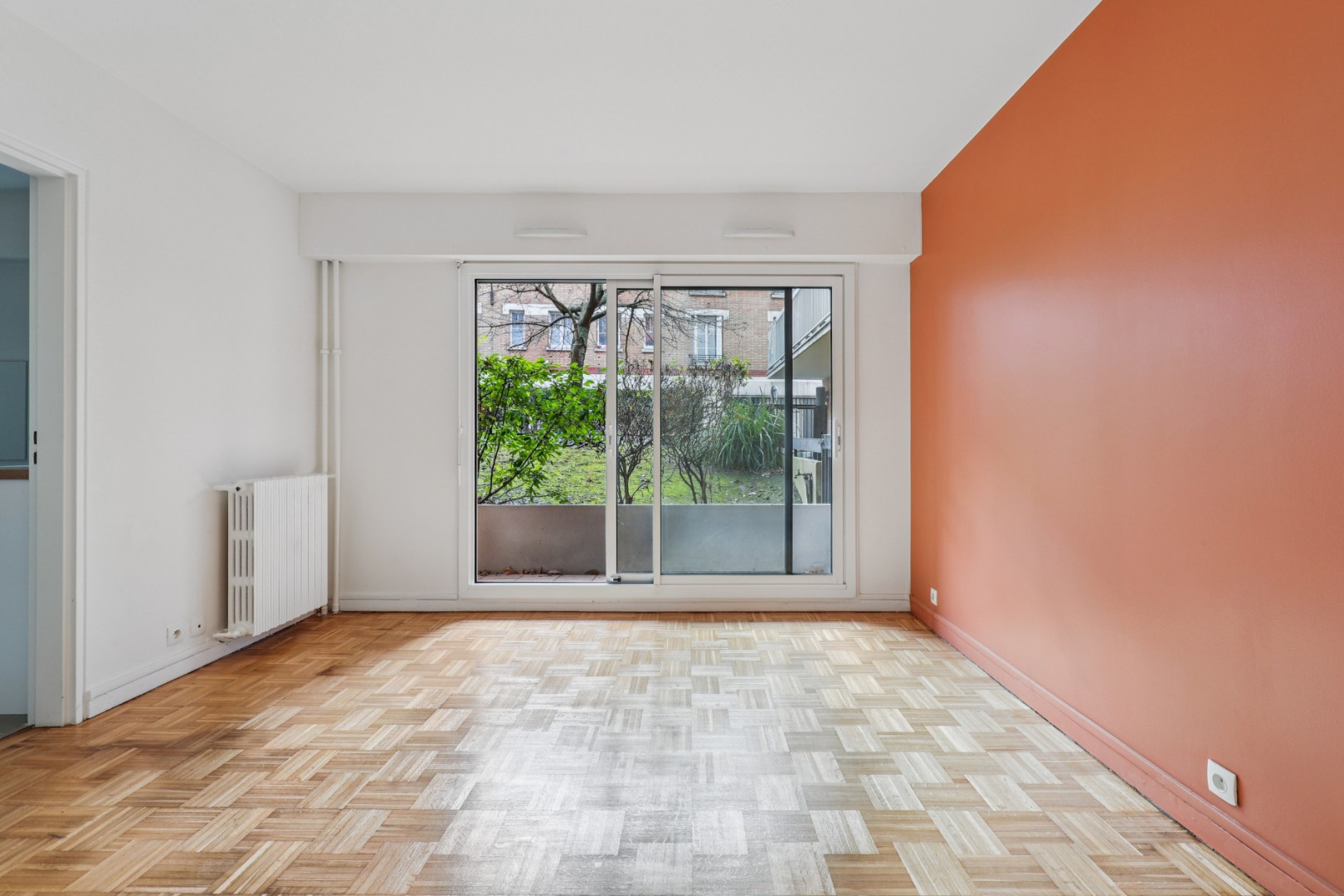 
                                                Vente
                                                 Studio- Paris 20e