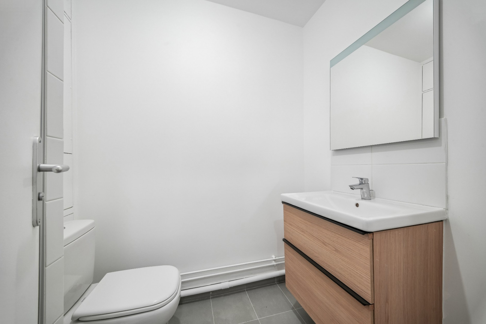 
                                                Vente
                                                 Studio- Paris 20e