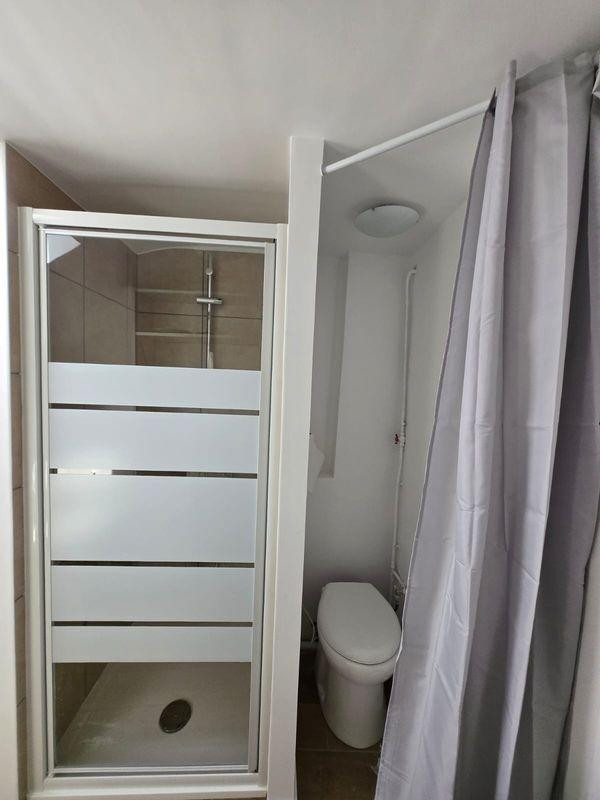 
                                                Location
                                                 Studio paris 5