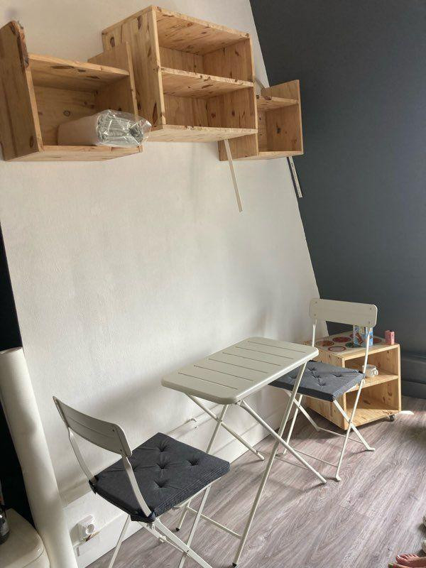 
                                                Location
                                                 Studio Paris