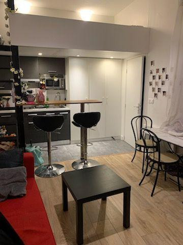 
                                                Location
                                                 Studio Paris Alésia