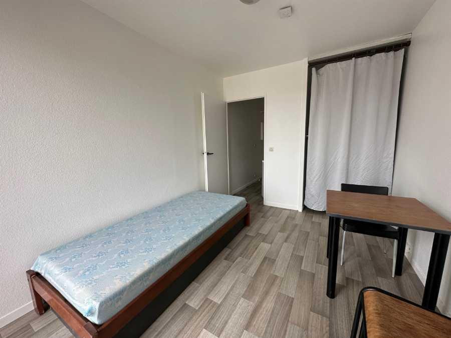 
                                                Location
                                                 Studio Paris Buttes aux Cailles