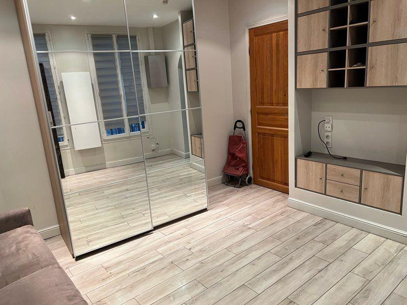 
                                                Location
                                                 Studio Paris La Défense Asnières Gare