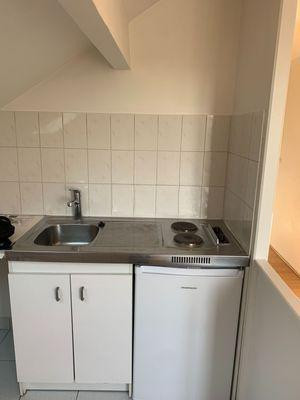 
                                                Location
                                                 Studio Paris Métro Blanche