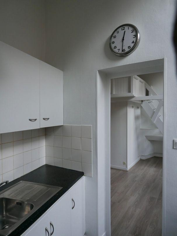 
                                                Location
                                                 Studio, petite copropriété, centre ville