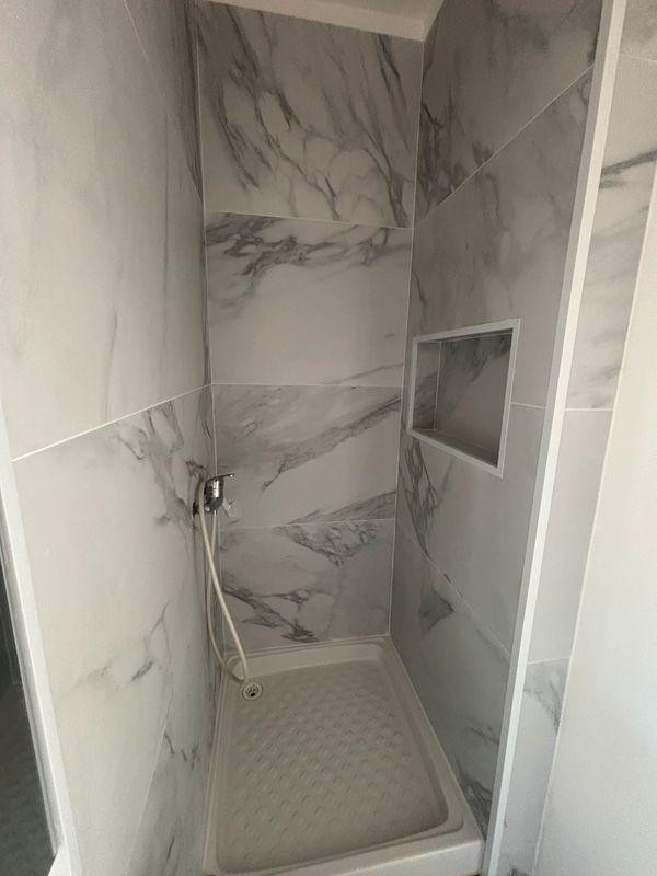 
                                                Location
                                                 Studio place Castellane