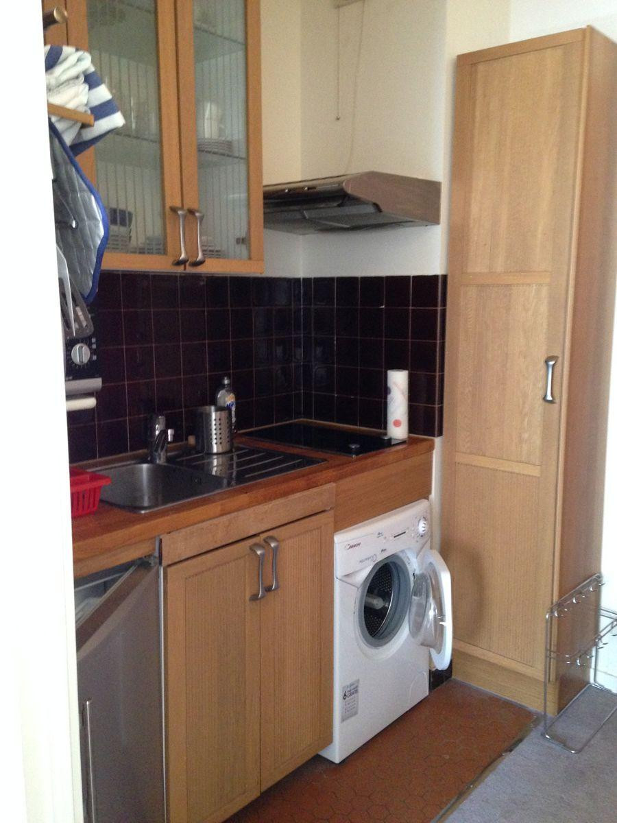 
                                                Location
                                                 Studio Porte Maillot