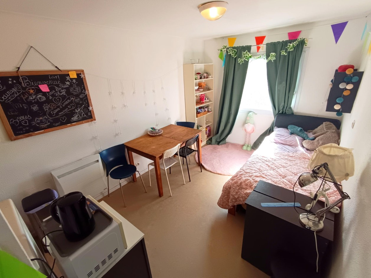 
                                                Vente
                                                 Studio proche Campus Citadelle