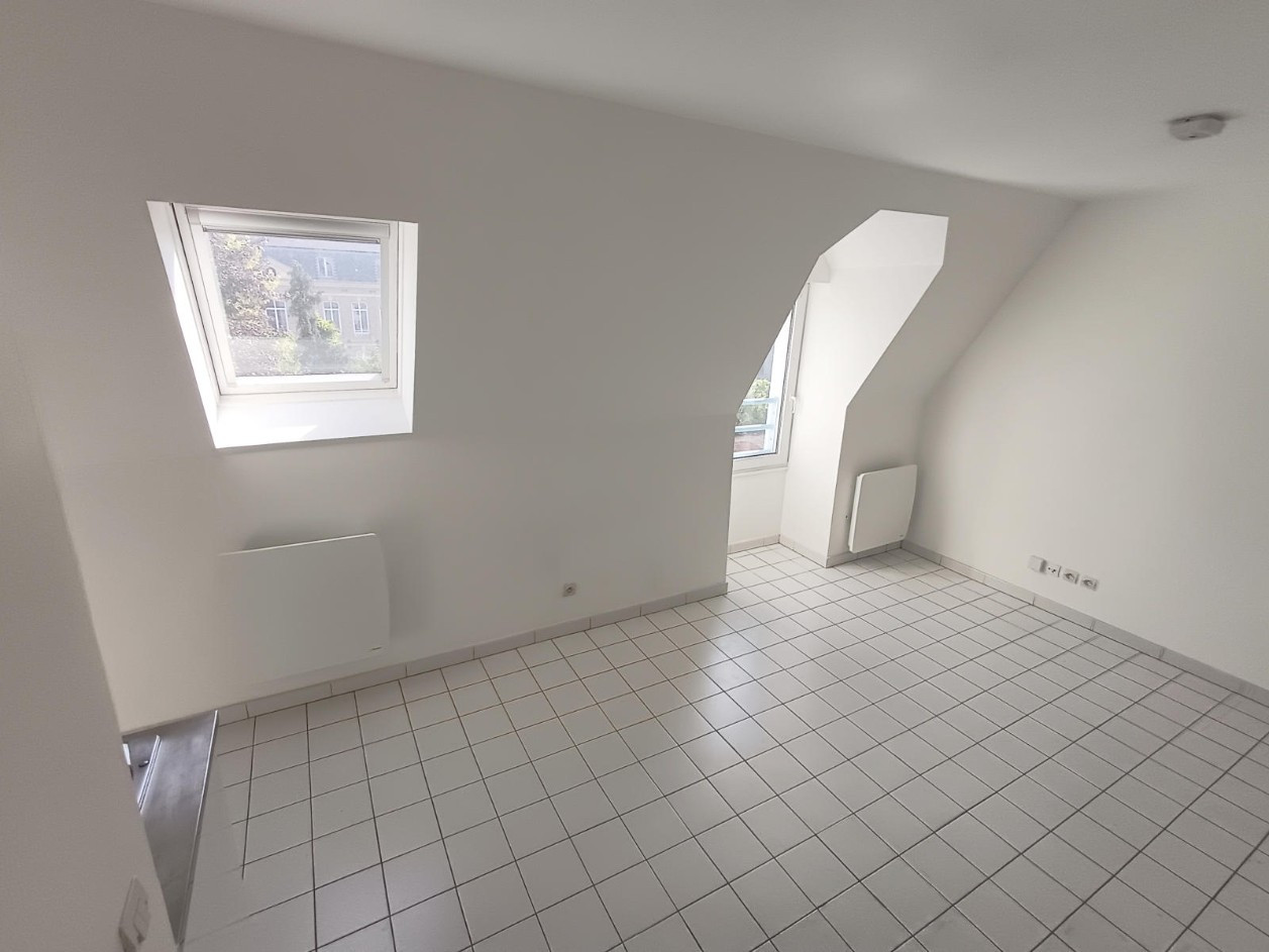 
                                                Vente
                                                 Studio proche Centre-ville Amiens