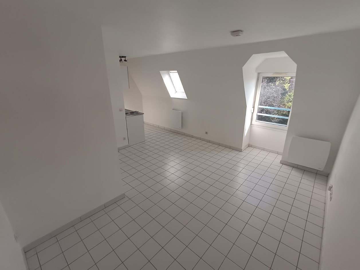 
                                                Vente
                                                 Studio proche Centre-ville Amiens