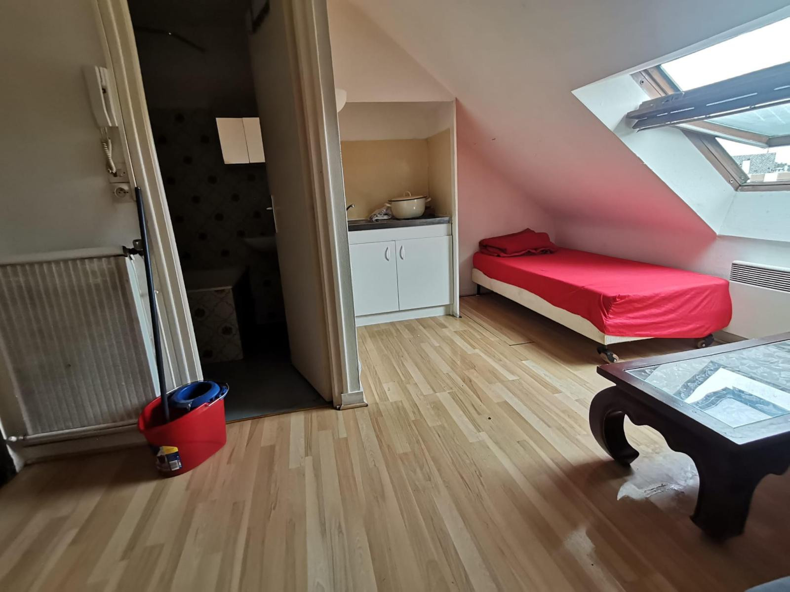 
                                                Location
                                                 Studio proche centre-ville St Brieuc