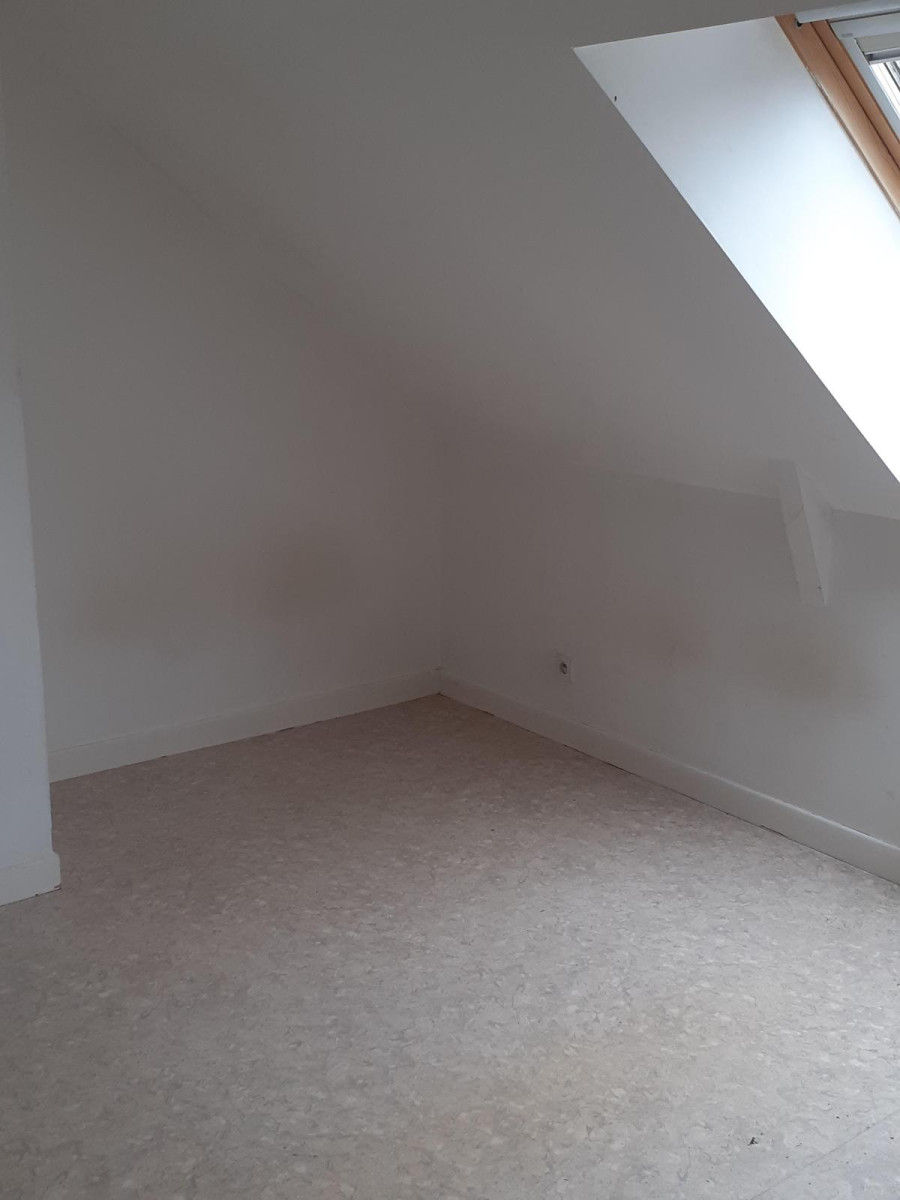 
                                                Location
                                                 Studio proche centre-ville St Brieuc