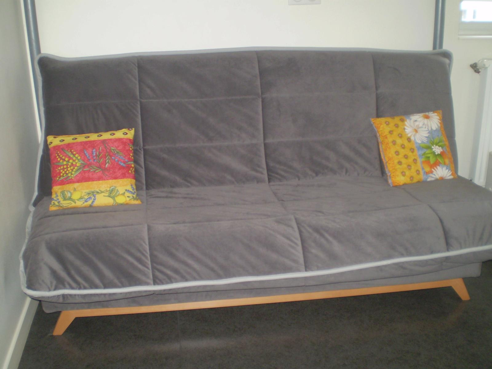 
                                                Location
                                                 Studio proche faculté