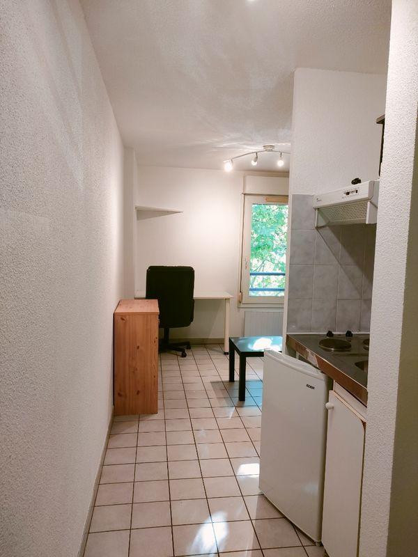 
                                                Location
                                                 Studio proche gare