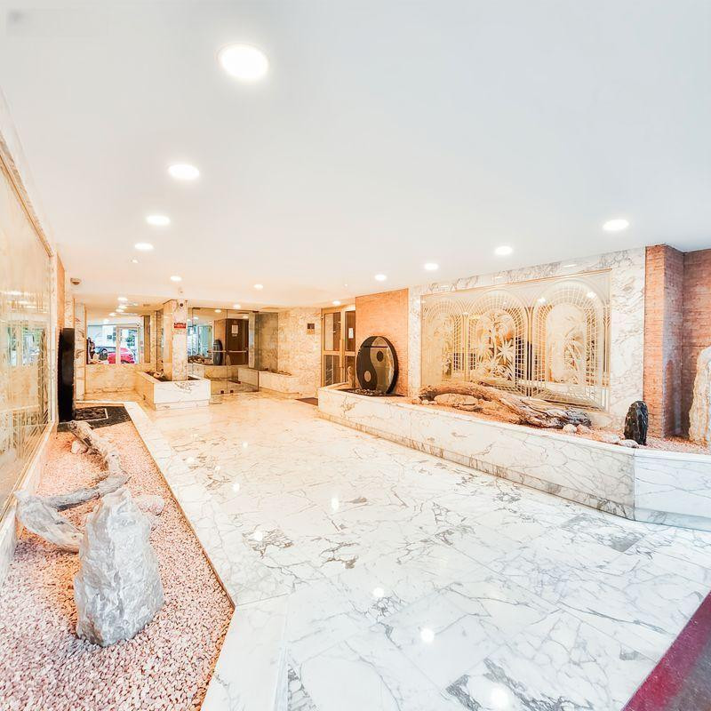 
                                                Location
                                                 Studio proche Promenade