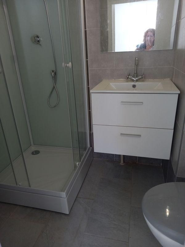 
                                                Location
                                                 Studio proche Victoire