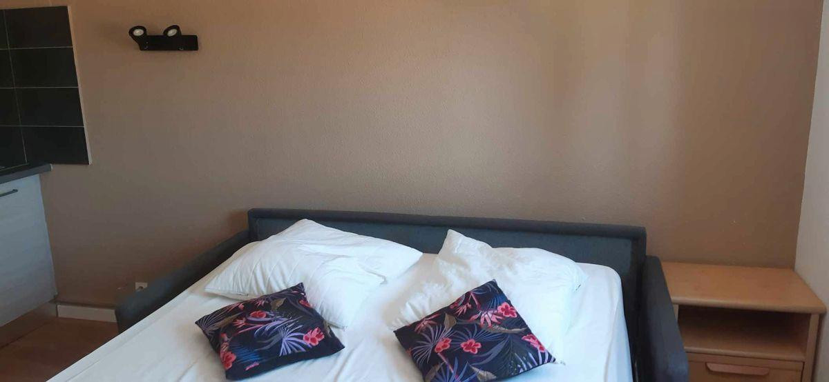 
                                                Location
                                                 Studio Puyricard