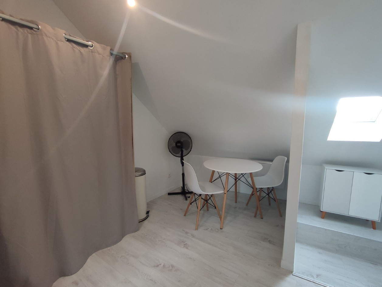 
                                                Location
                                                 Studio quartier Saint-Leu Amiens