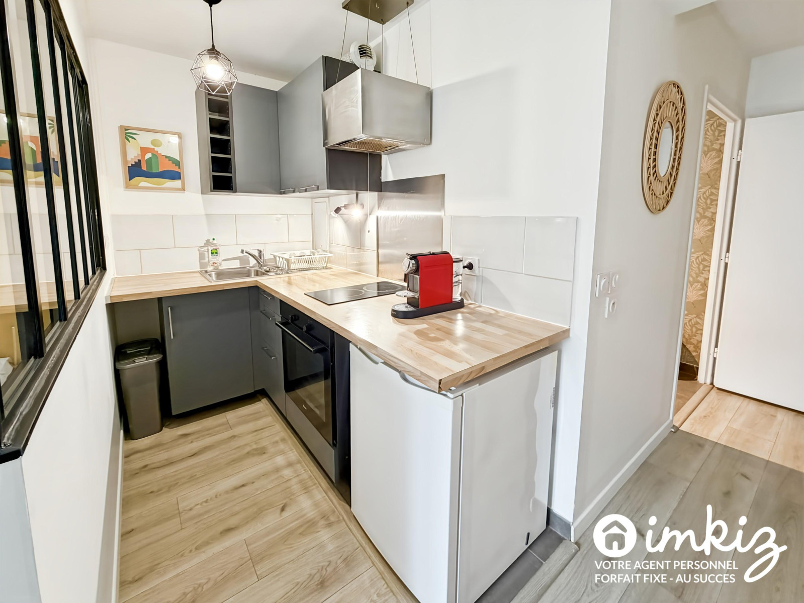 
                                                Vente
                                                 Studio récent avec jardin