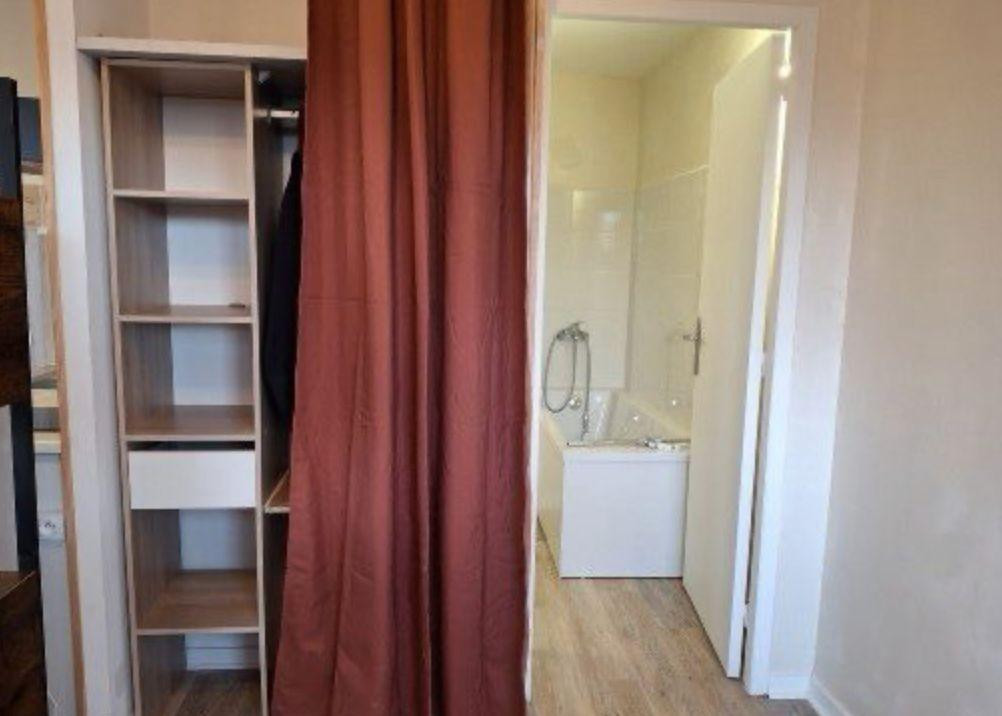 
                                                Location
                                                 Studio ref NEUF Caudéran av G Leclerc