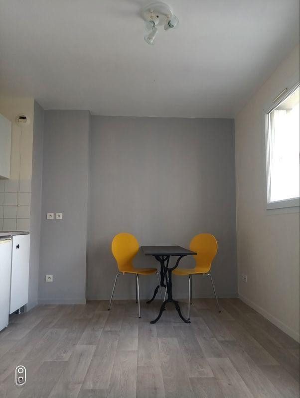 
                                                Location
                                                 Studio REFAIT A NEUF fbg bannier